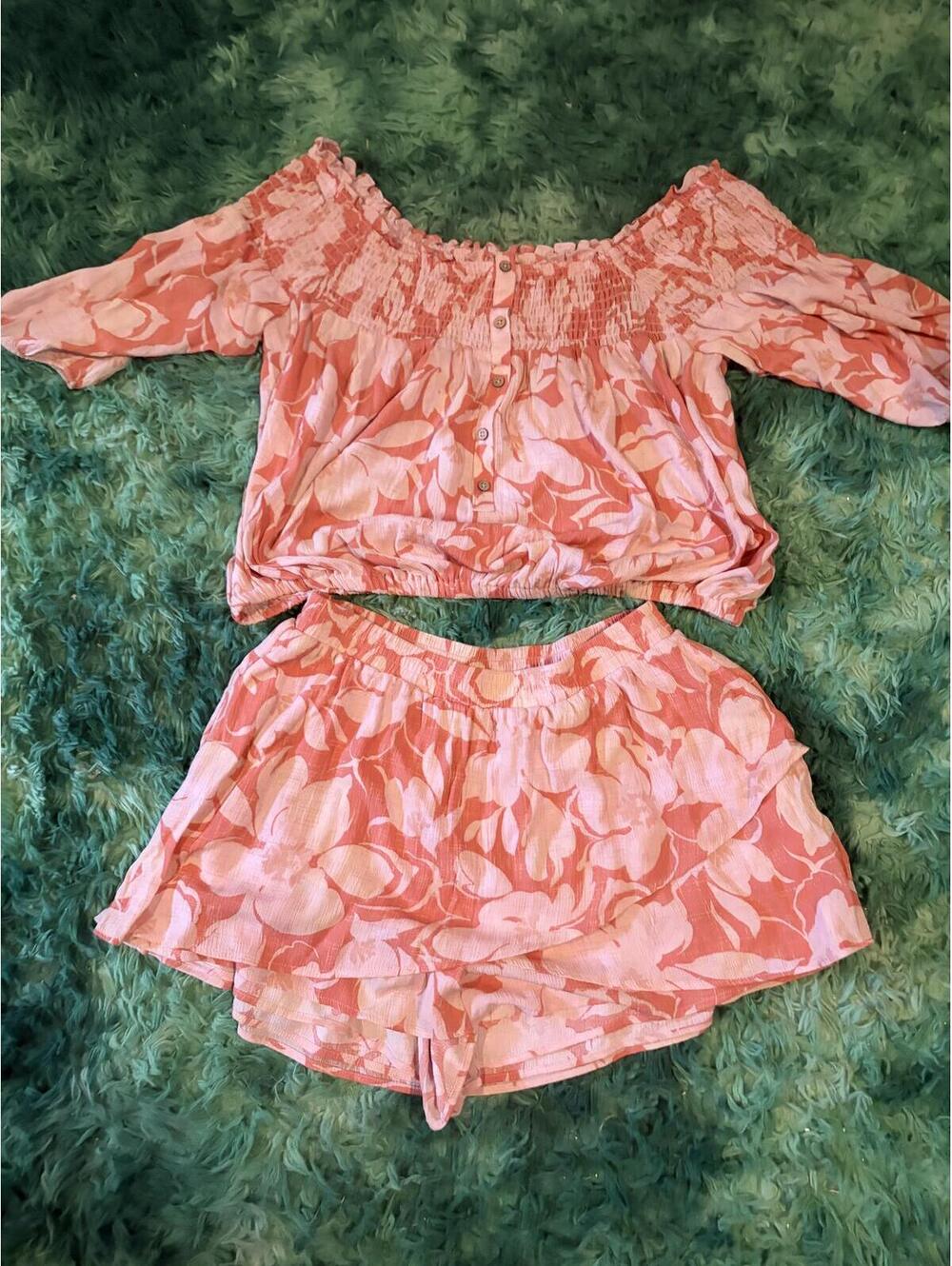 Torrid Baja Floral Camellia Two-Piece Set - Size 00 (M/L)